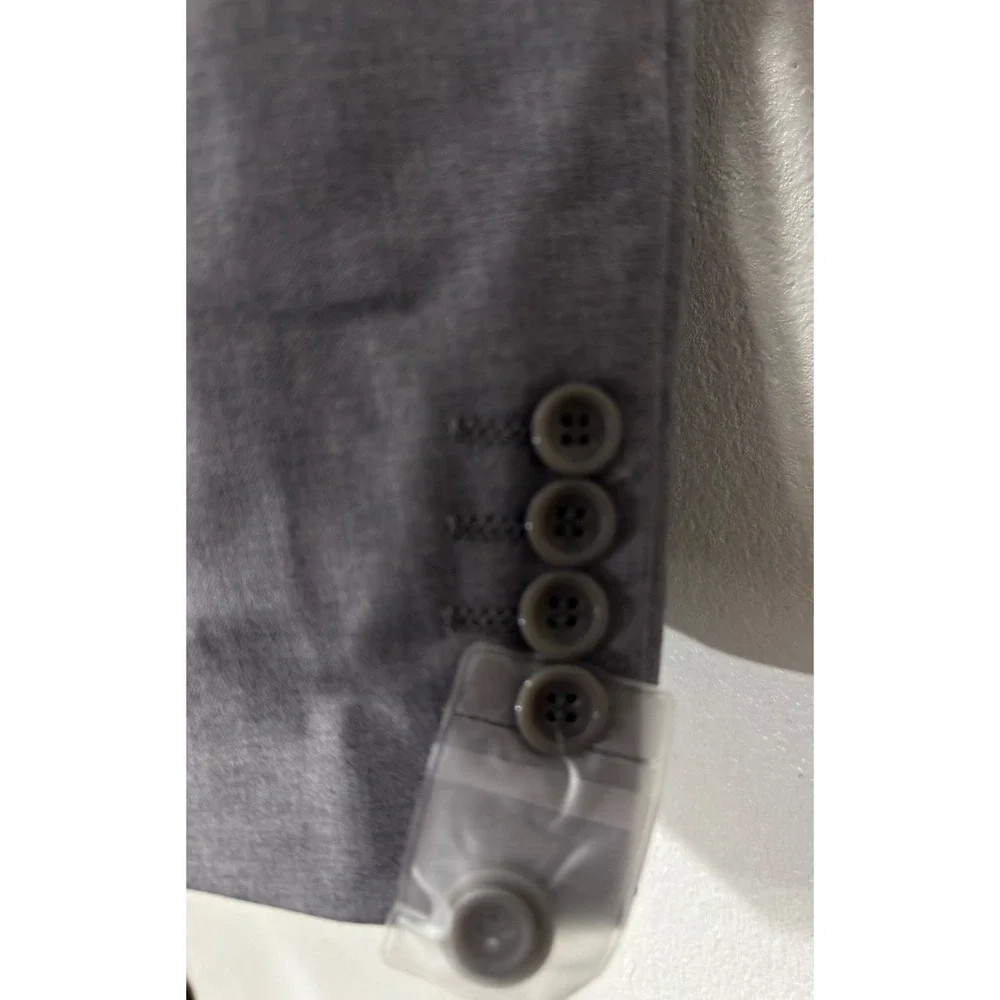 MOGU Classic Fashion Blazer Men's Size 44 Gray Two Button Jacket New‎ With Tags
